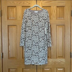 Floral Lace-Overlay Shift Dress in Taupe and White - NWT size 10